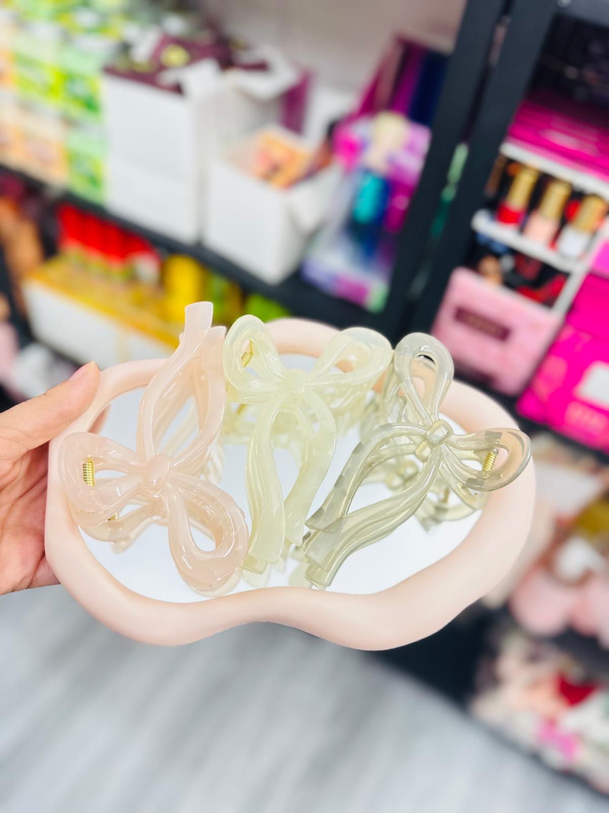 ملاقط الشعر الببيونة