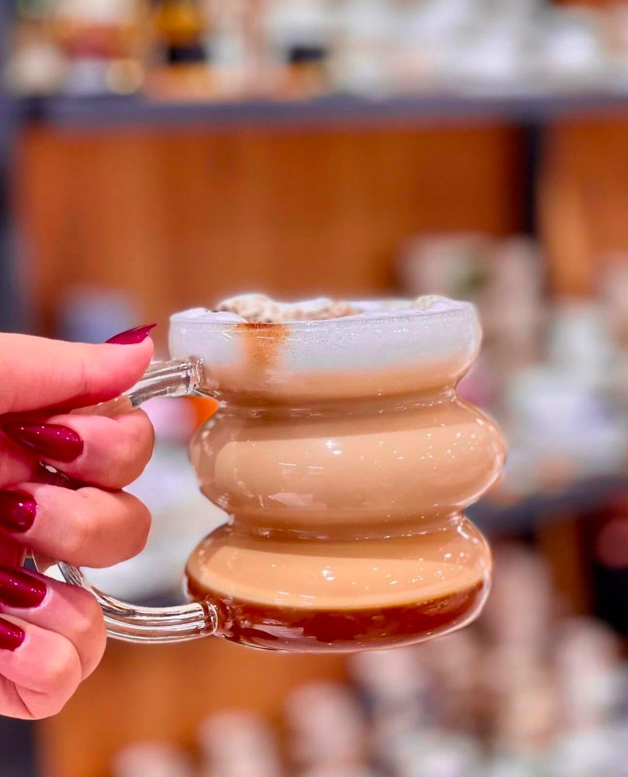 كوب الطبقات المميز